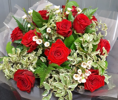   12 Red Roses Flower Bouquet