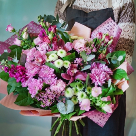 Beautiful Mum Flower Bouquet