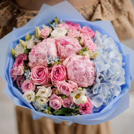 Soft Pinks and Blues Luxury Flower Bouquet